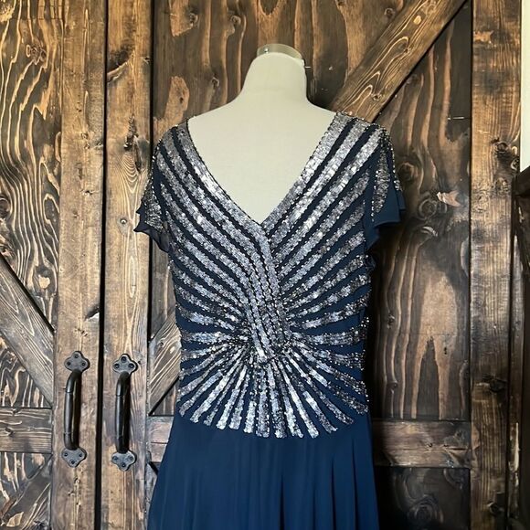NWT J Kara Women's Plus Size Beaded Maxi Navy Mercury Dress Sz- 16P - Picture 11 of 15